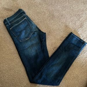 Barely worn jeans from Gap, size 26. Great condition!